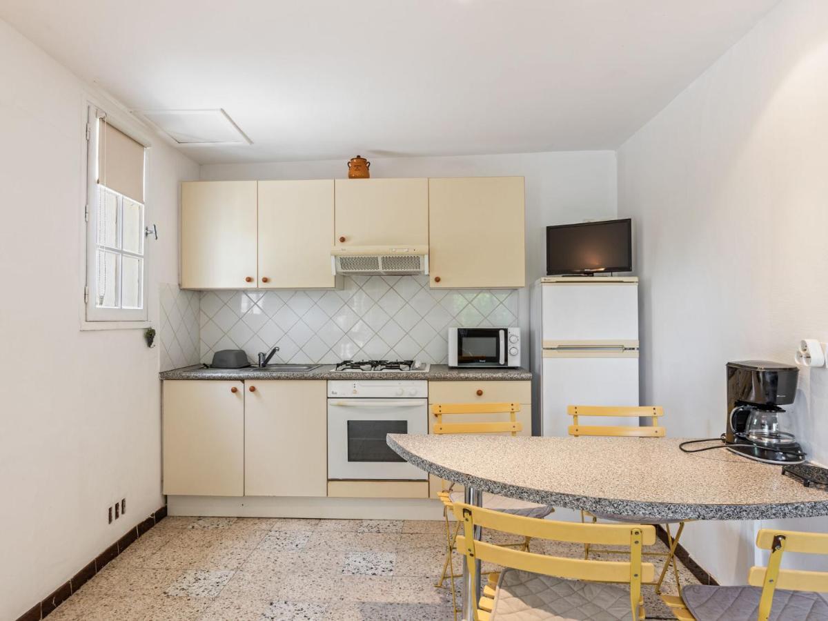 Апартаменти Flat In A Beautiful Building With Pool Мез Екстер'єр фото