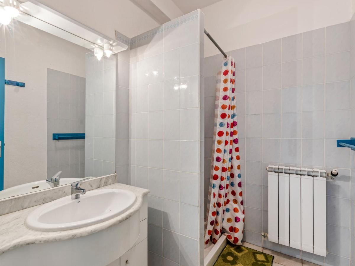 Апартаменти Flat In A Beautiful Building With Pool Мез Екстер'єр фото
